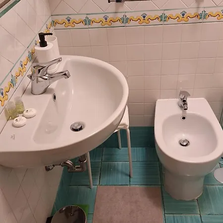 Apartamento Il Chiostro A Chiaia *