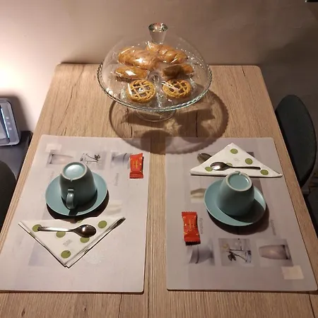 Il Chiostro A Chiaia * Nápoles