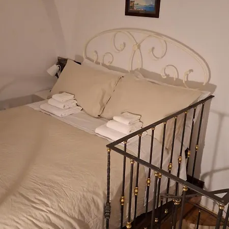 Il Chiostro A Chiaia Apartamento Nápoles