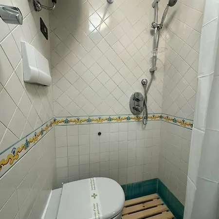 Apartamento Il Chiostro A Chiaia *