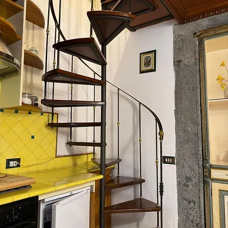 Apartamento Il Chiostro A Chiaia *