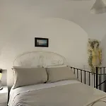 Il Chiostro A Chiaia *