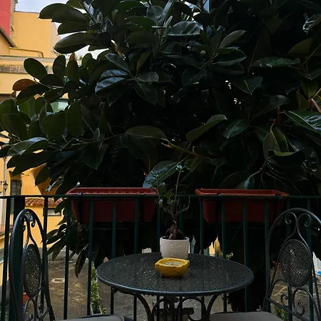Il Chiostro A Chiaia Апартаменты Неаполь